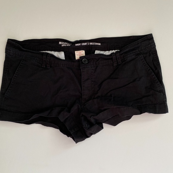 Mossimo Supply Co. Pants - Mossimo Supply Co Low Rise Short Shorts